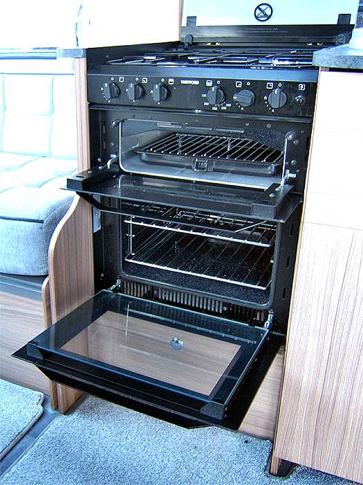 View of the interior of the oven and grill.
